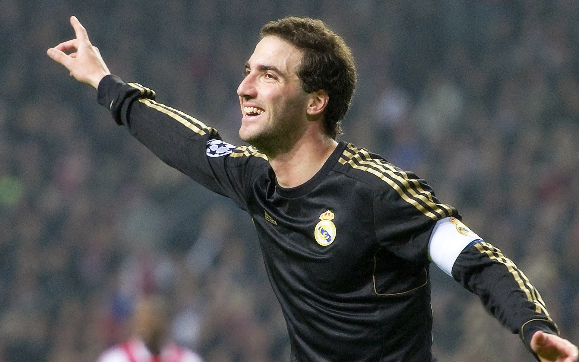 凯塞多：我的角色非常重要客场战胜强队份量足，凯撒和凯多